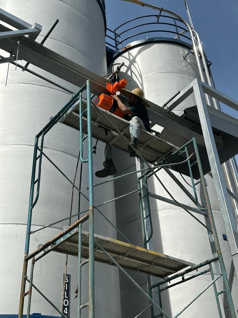 Dynamique Engineering maintenance team